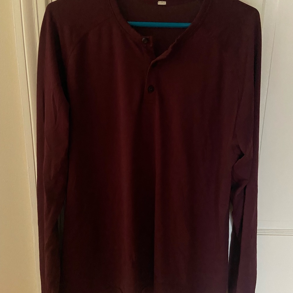 Lulu Lemon Long Sleeve Maroon Size L